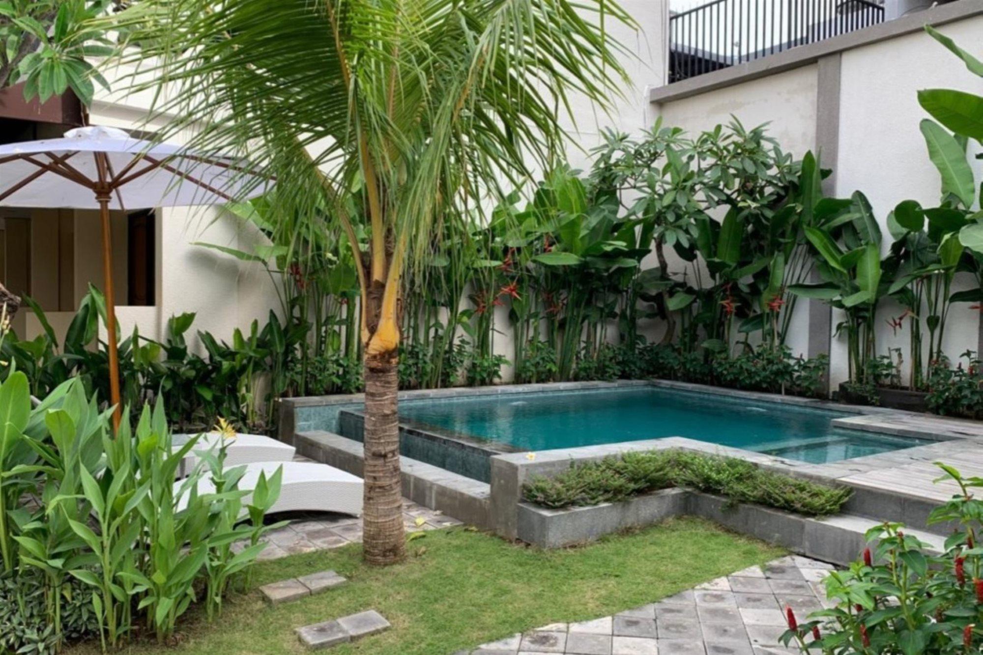 Hotel Dee Mansion Denpasar Exterior foto