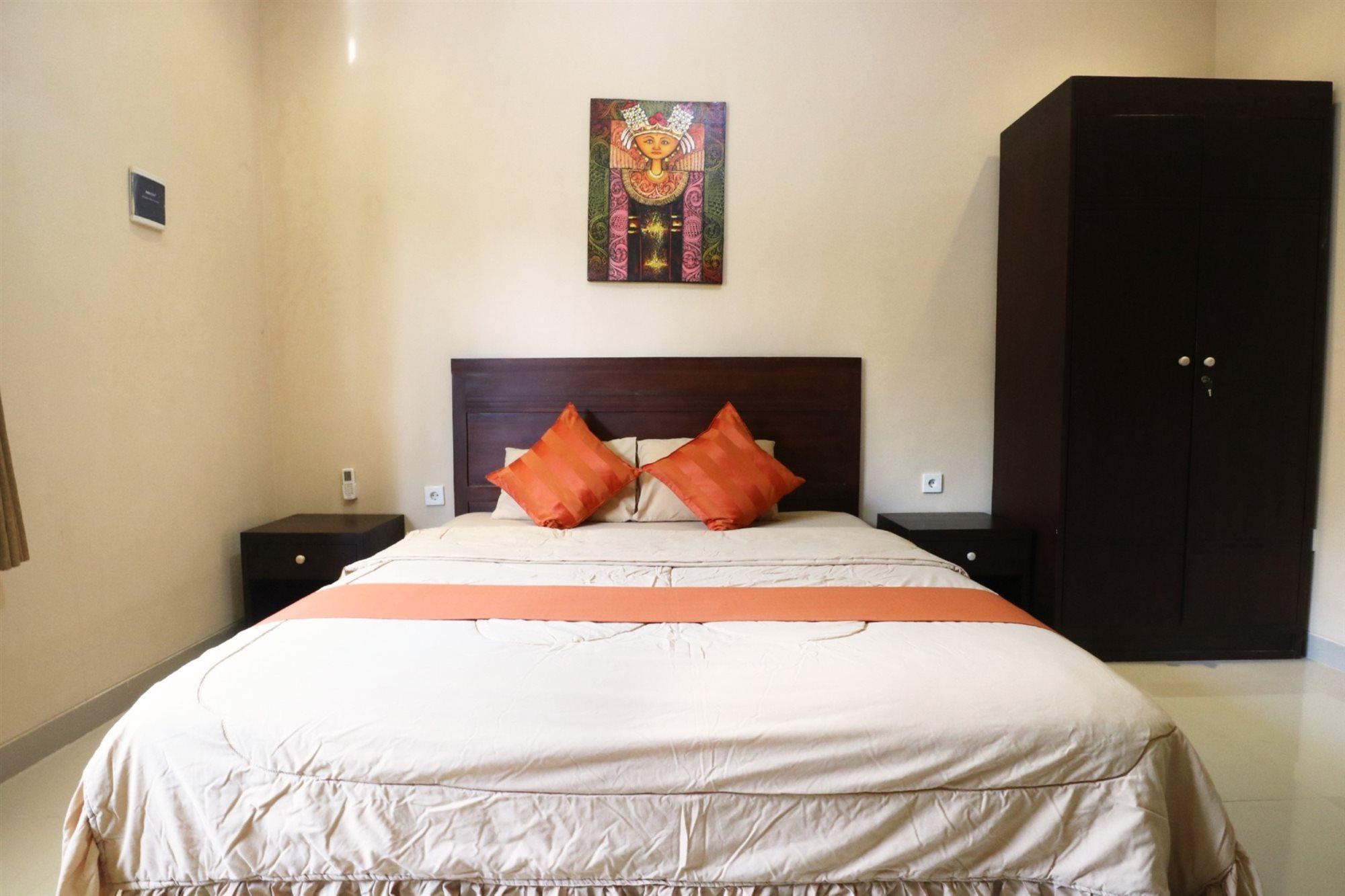 Hotel Dee Mansion Denpasar Exterior foto